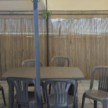 Aurora & Rocco 펜션 *